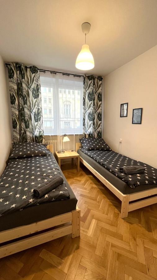 Warszawa Krucza Pokoje Exterior photo